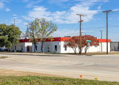 
                                	        GDI - 206 S Town East
                                    