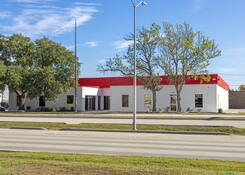 
                                	        GDI - 206 S Town East
                                    