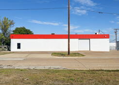 
                                	        GDI - 206 S Town East
                                    